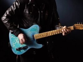 Fender-Lost-Paisley402000x1500-1