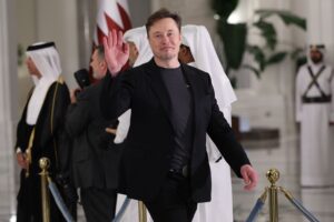 elon-musk-qatar-may-14-2025