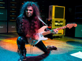 yngwie-malmsteen402000x1500