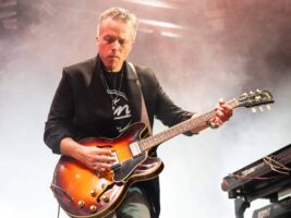 Jason-Isbell402000x1500