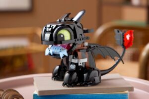 Lego-How-to-Train-Your-Dragon-Toothless