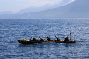 prehistoric-boat