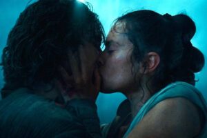 Star-Wars-Reylo-kiss