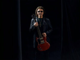Tony-Iommi-SG-hero402000x1500