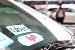 uber-lyft-images-car