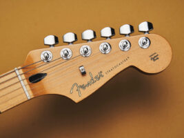 Fender-Player-II-Modified-Stratocaster-3-image-Adam-Gasson401400x1050