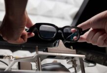 The Biggest AR Flop Ever Is Back With a Pair of Smart Glasses