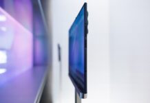 Samsung Reveals First Trifold Phone That Unfolds Into a Giant 10-Inch Tablet