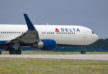 Delta and United Plead With Congress to End Shutdown