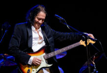 “There are just so many problems with the electric guitar”: Robben Ford explains why the guitar is the “most difficult instrument to play”