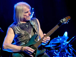 Steve-Morse-hero402000x1500