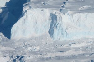 antarctica-ice-sheet-glacier