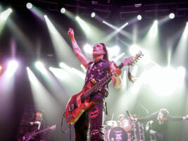 nuno-bettencourt402000x1500