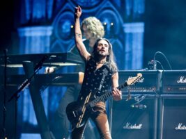 Nuno-Bettencourt402000x1500