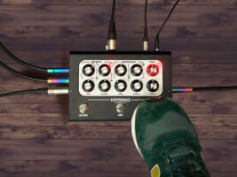 Supergrace-Billy-Corgan-Pedal402000x1500