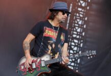“The best rock guitar player I have ever played with”: Rock world pays tribute to late Motörhead guitarist Phil Campbell