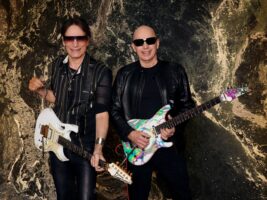 Steve-Vai-and-Joe-Satriani