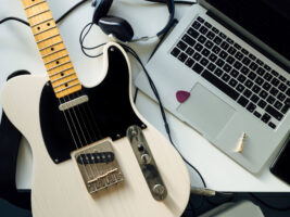 guitar-pro-composing-song