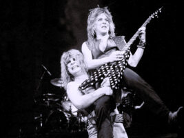 Ozzy-Osbourne-Randy-Rhoads402000x1500