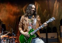 “If you wanna listen to the studio recording, listen to the studio recording”: Why Halestorm refuse to use backing tracks during live shows