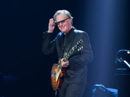 Joe-Bonamassa402000x1500