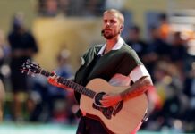 Justin Bieber used a specially made left-handed Taylor Gold Label acoustic during the World Cup Final halftime show