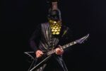 Wes Borland accidentally got a left-handed Jackson guitar by mistake… and it turned into his signature model: “Oh, it’s not reverse headstock. It’s left-handed”