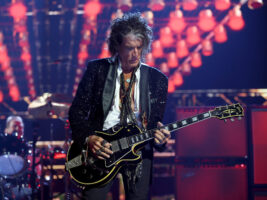 joe-perry402000x1500