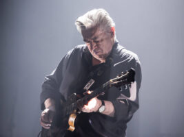 Chris-Spedding-hero402000x1500