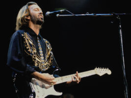 Clapton-Blackie402000x1500