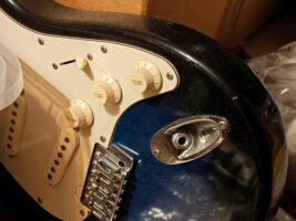 Old-electric-guitar-credit-iStock-Getty402000x1500