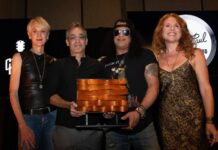 Slash receives the 2026 Les Paul Spirit Award for his “pioneering musicianship and enduring influence”